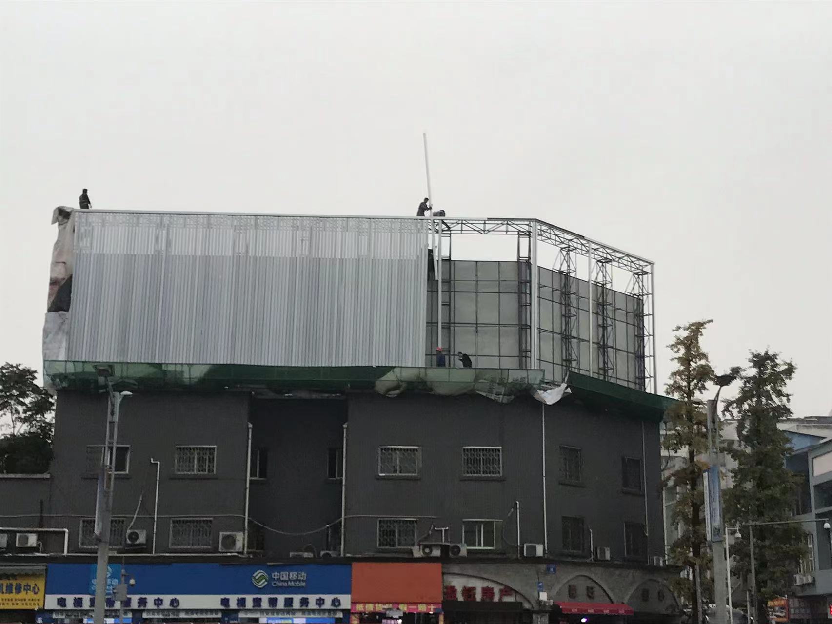 大型三面翻广告牌及钢结构类