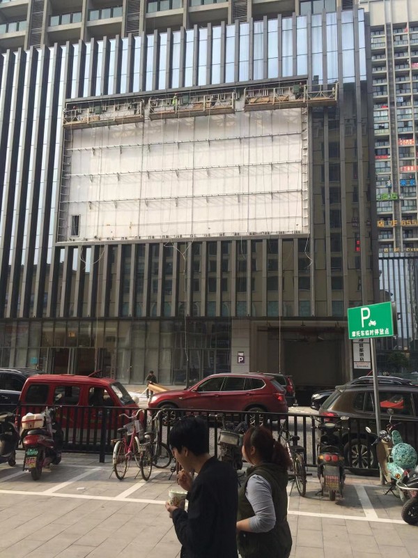 商场户外大型灯箱类